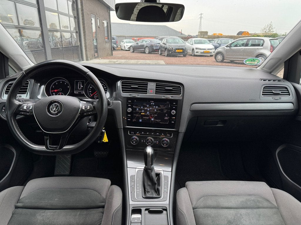 Volkswagen Golf Variant 1.0 TSI Comfortline Business | DSG |, Stof, Gebruikt, Origineel Nederlands, 650 kg