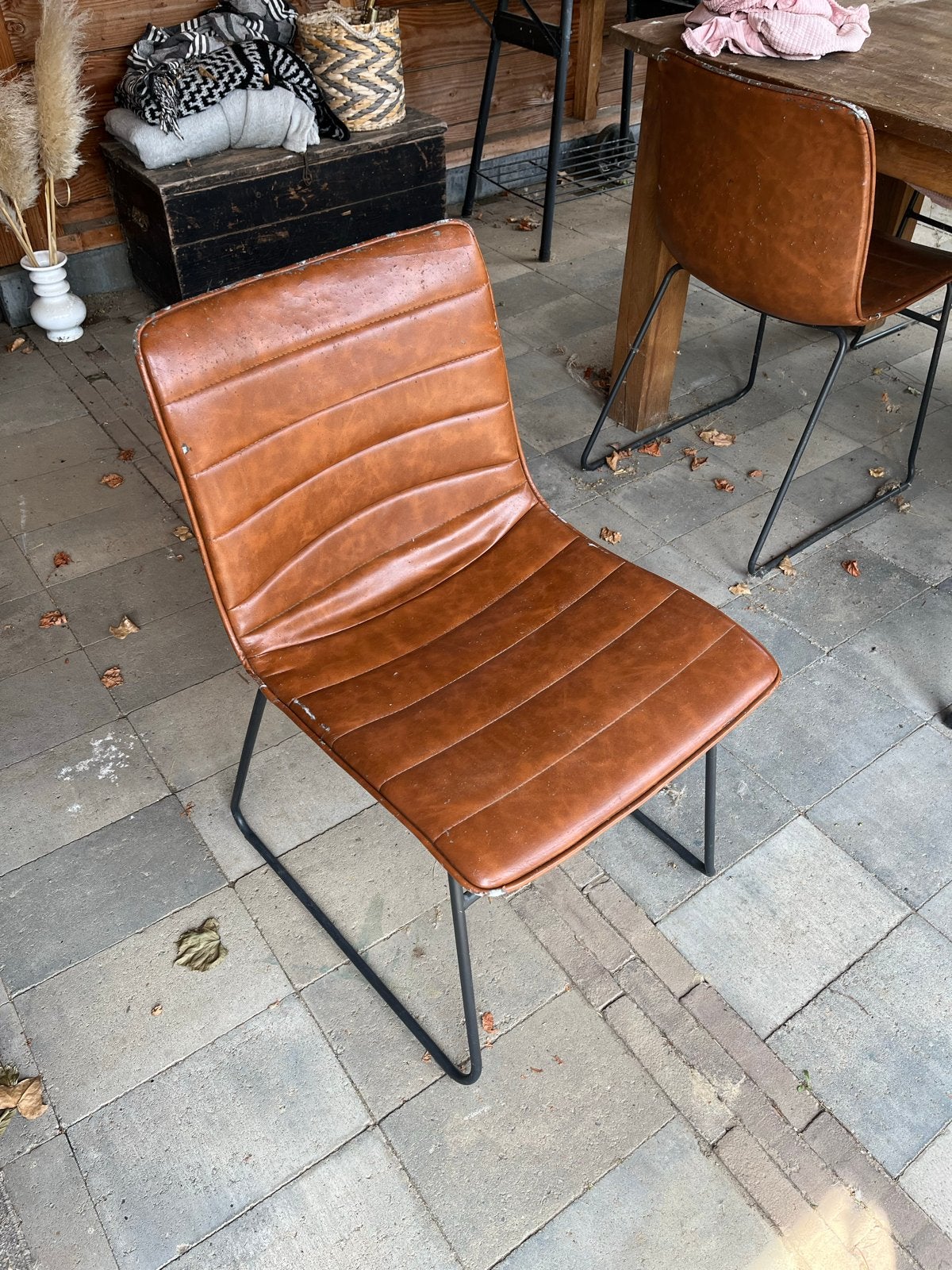 Drie eetkamerstoelen, Ophalen, Gebruikt, Bruin, Metaal