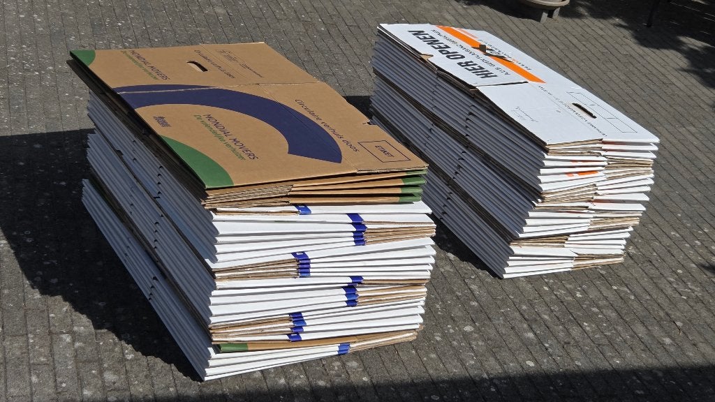 59 Verhuisdozen., Doe-het-zelf en Verbouw, Kratten en Dozen, Ophalen, Doos, 40 tot 60 cm, Opvouwbaar