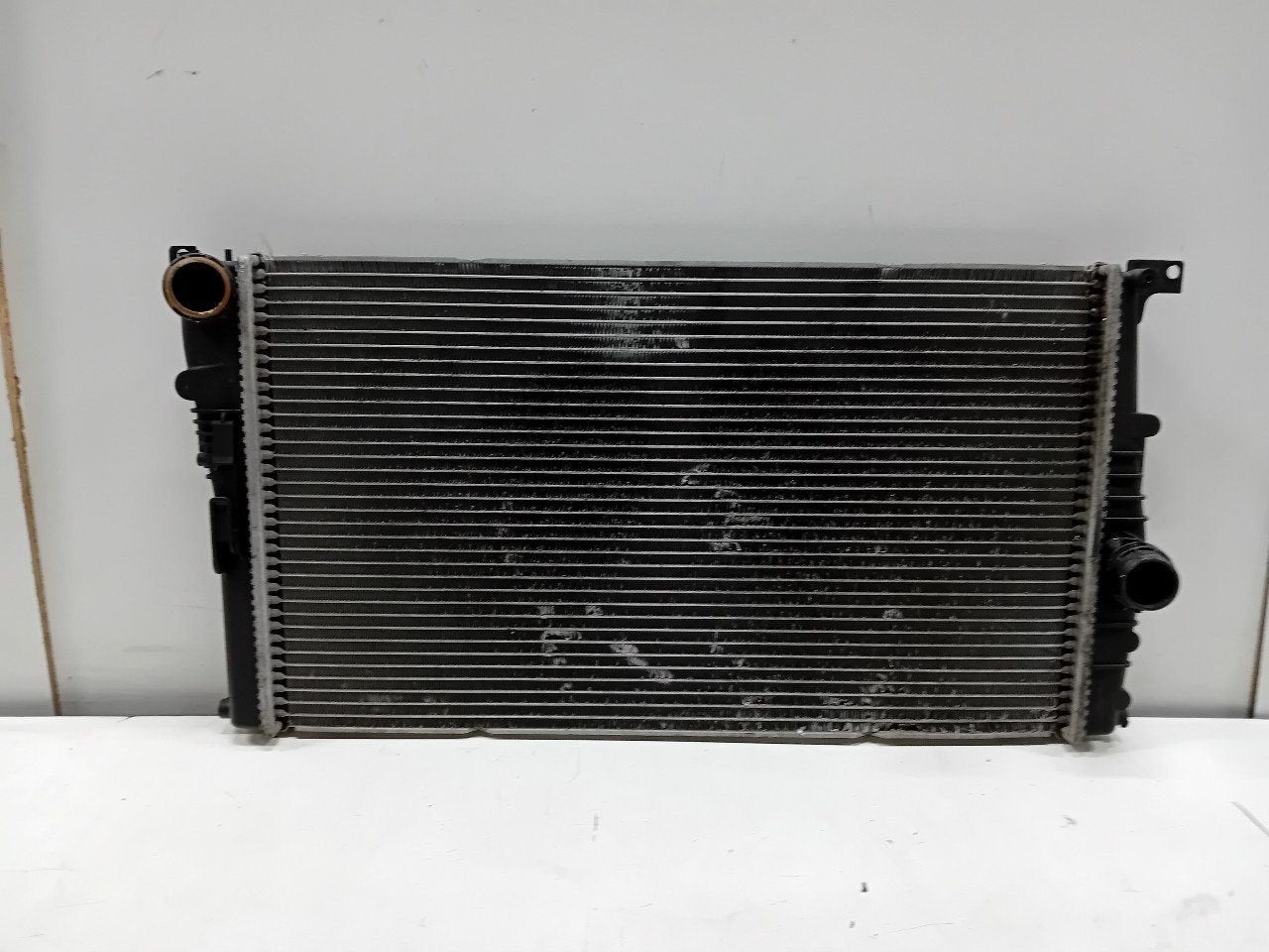 Radiateur BMW 1 serie, Onderdelen@venauto.nl, Van der Ven Autorecycling B.V., Gebruikt, Ettenseweg 76, 4706 PB Roosendaal, The Netherlands