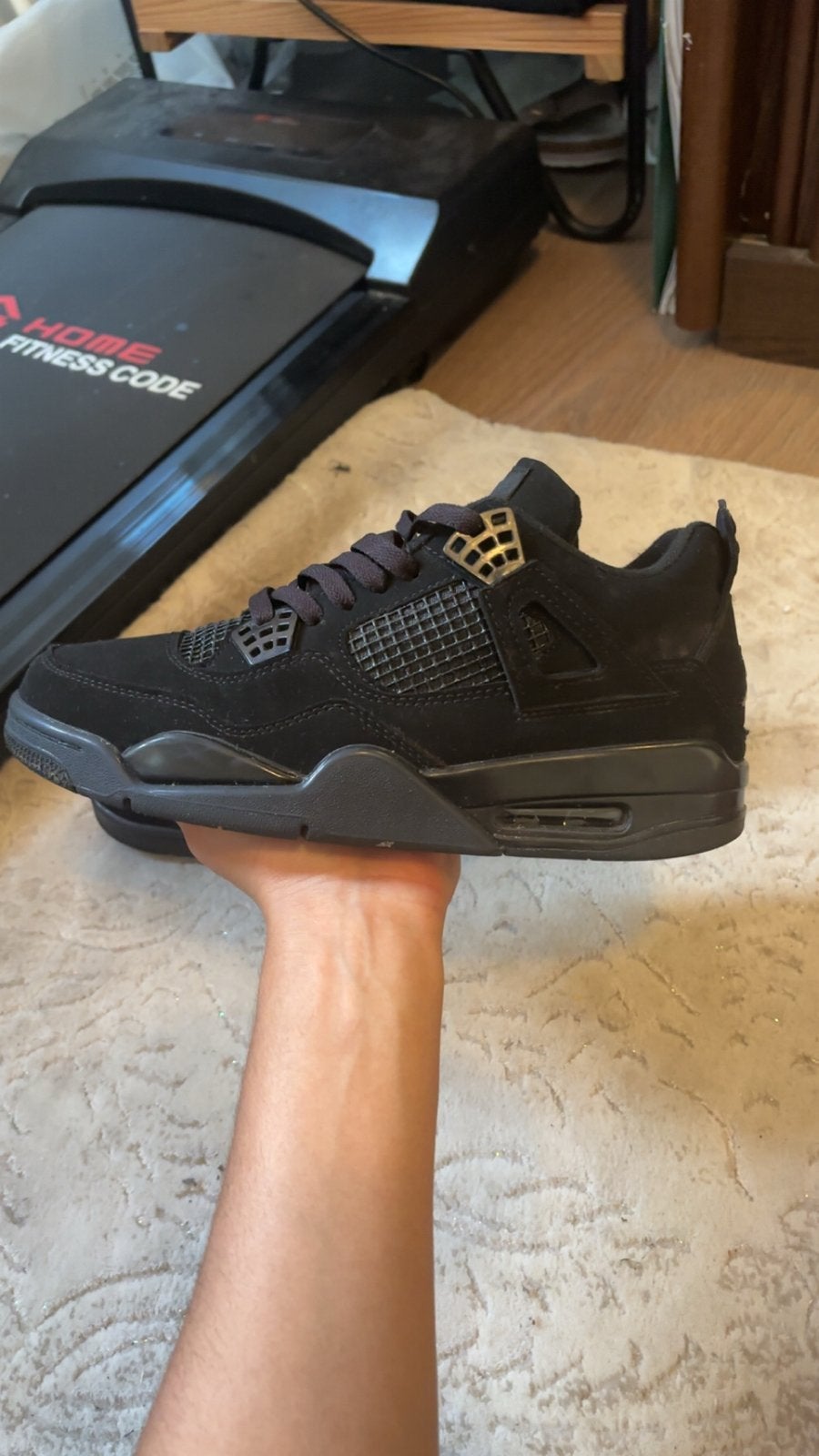 Jordan 4 Black Cat - Maat 42, Ophalen of Verzenden, Gedragen, Zwart, Sneakers of Gympen