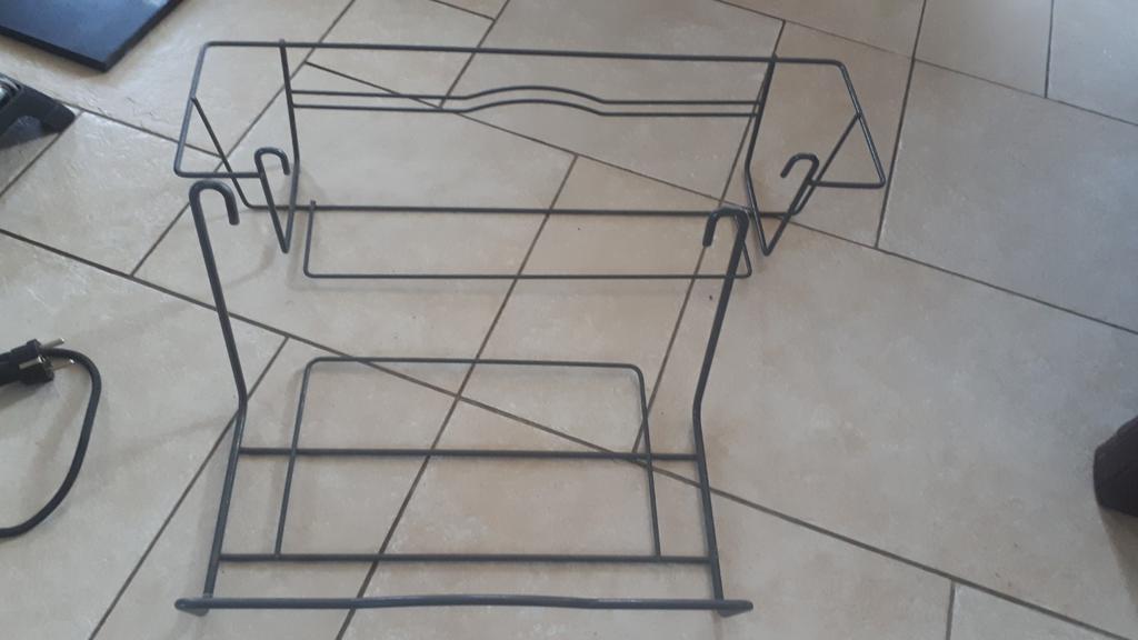 2 elho bloembakhouders gratis af te halen, Ophalen, Kunststof, Minder dan 30 cm, Balkon