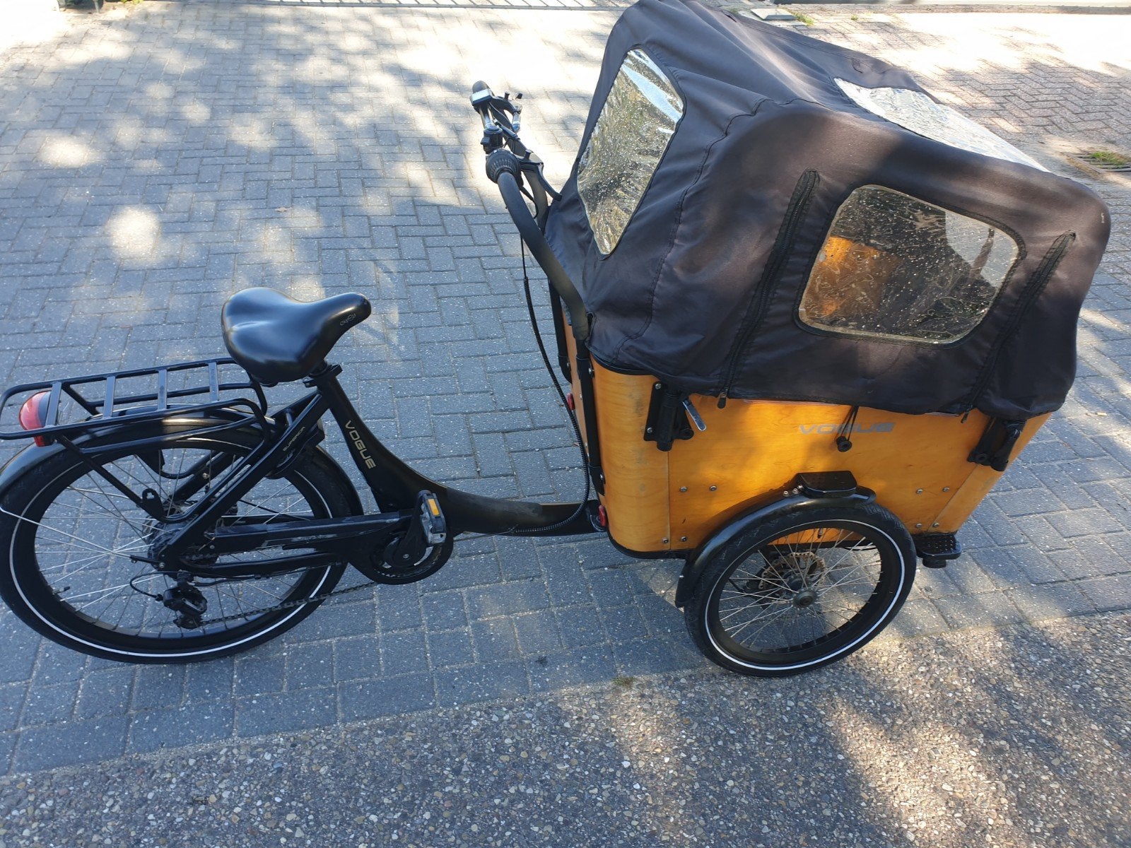 Elektrische bakfiets Vogue Carey 3, Fietsen en Brommers, Ophalen, Zo goed als nieuw, 4 kinderen of meer