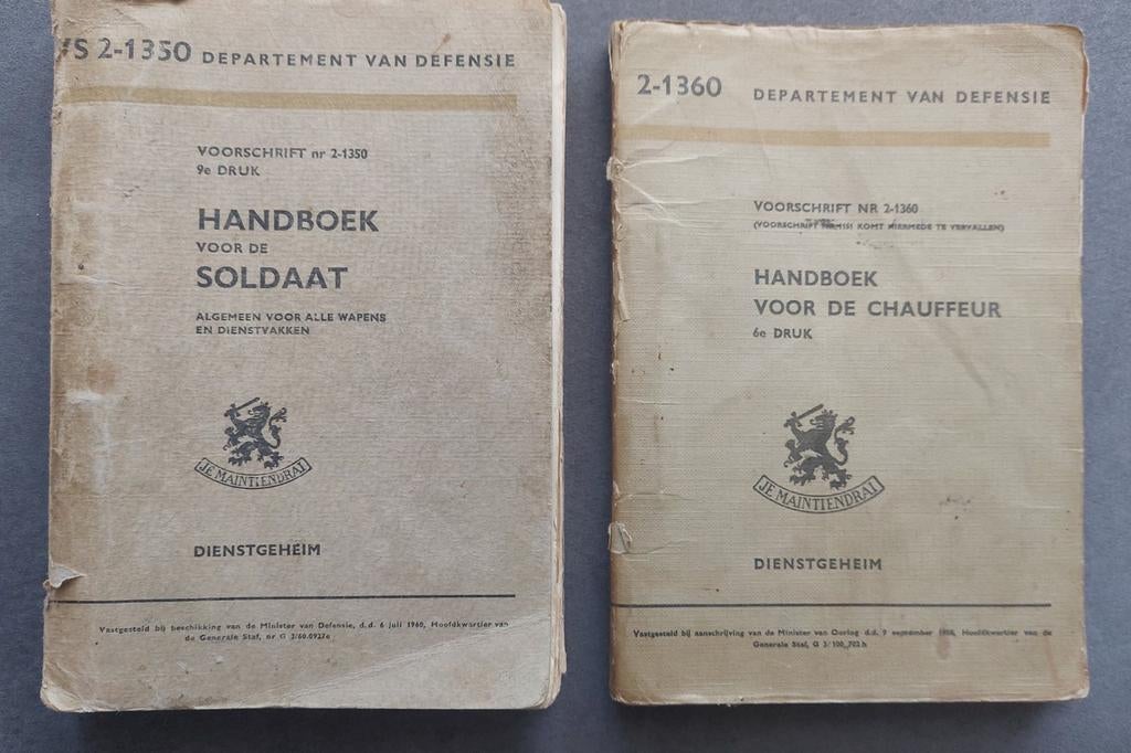 Te Koop, handboek voor de soldaat en voor de chauffeur., Ophalen, Landmacht, Nederland, Boek of Tijdschrift