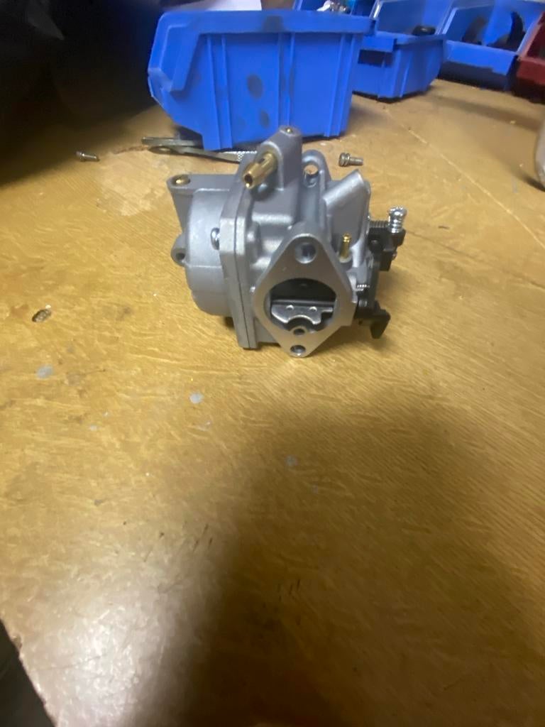 Nieuwe Carburateur voor diverse motoren, Ophalen of Verzenden, Nieuw, Universele onderdelen