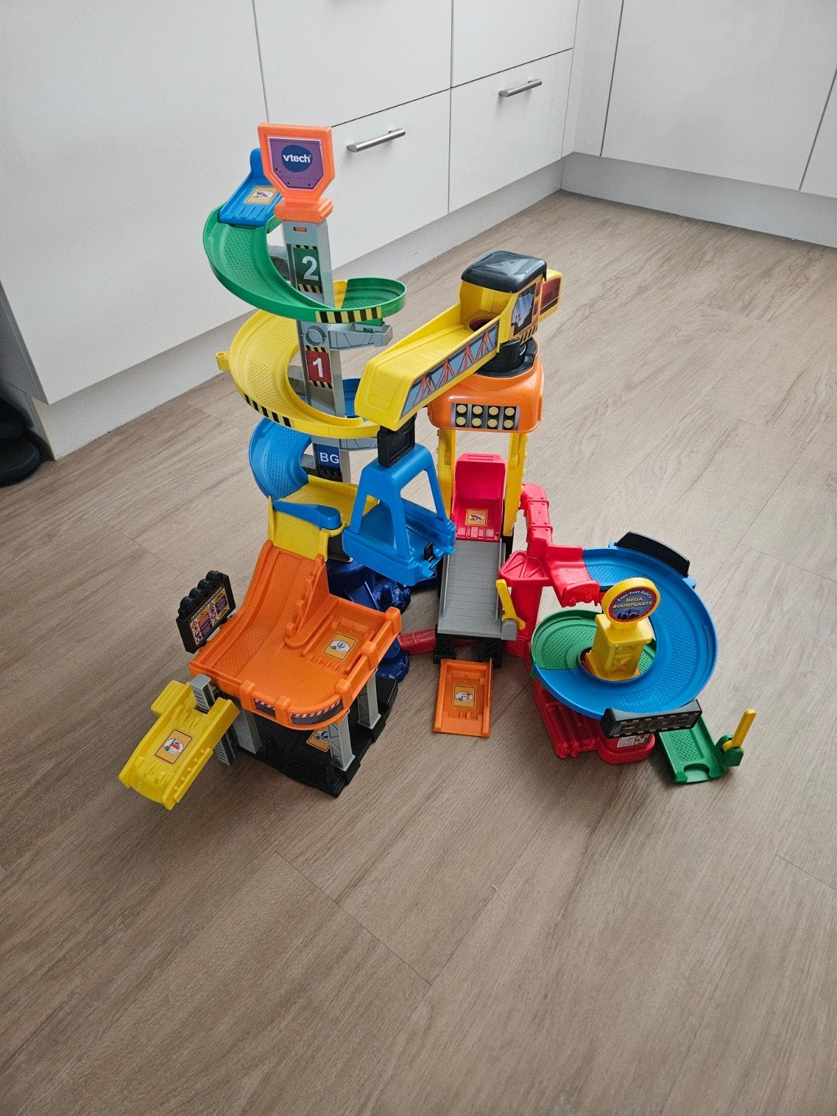 VTech Toet Toet Auto's Garage Speelset, Kinderen en Baby's, Speelgoed | Vtech, Ophalen, Zo goed als nieuw, 6 maanden tot 2 jaar