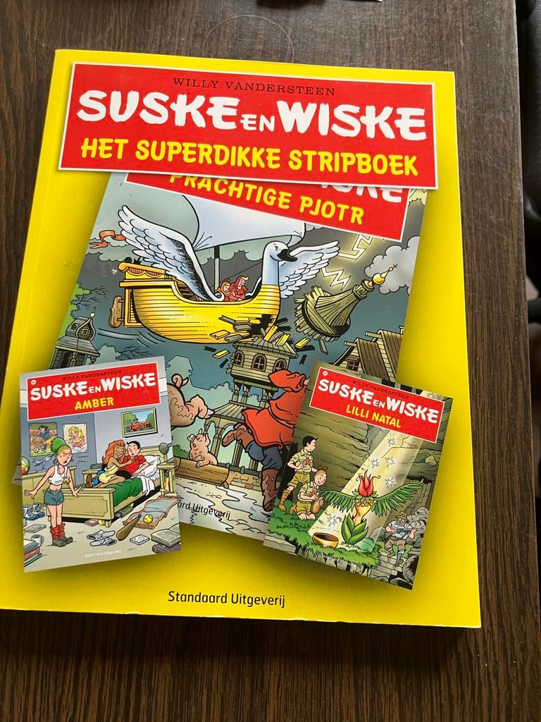 Suske en Wiske Het Superdikke Stripboek Prachtige Pjotr, Eén stripboek, Ophalen of Verzenden, Zo goed als nieuw
