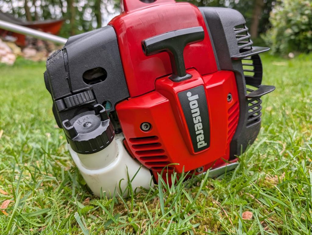 Jonsered BC 2235 Bosmaaier + draagriem, Ophalen, Benzine, Zo goed als nieuw, 10 tot 30 cm