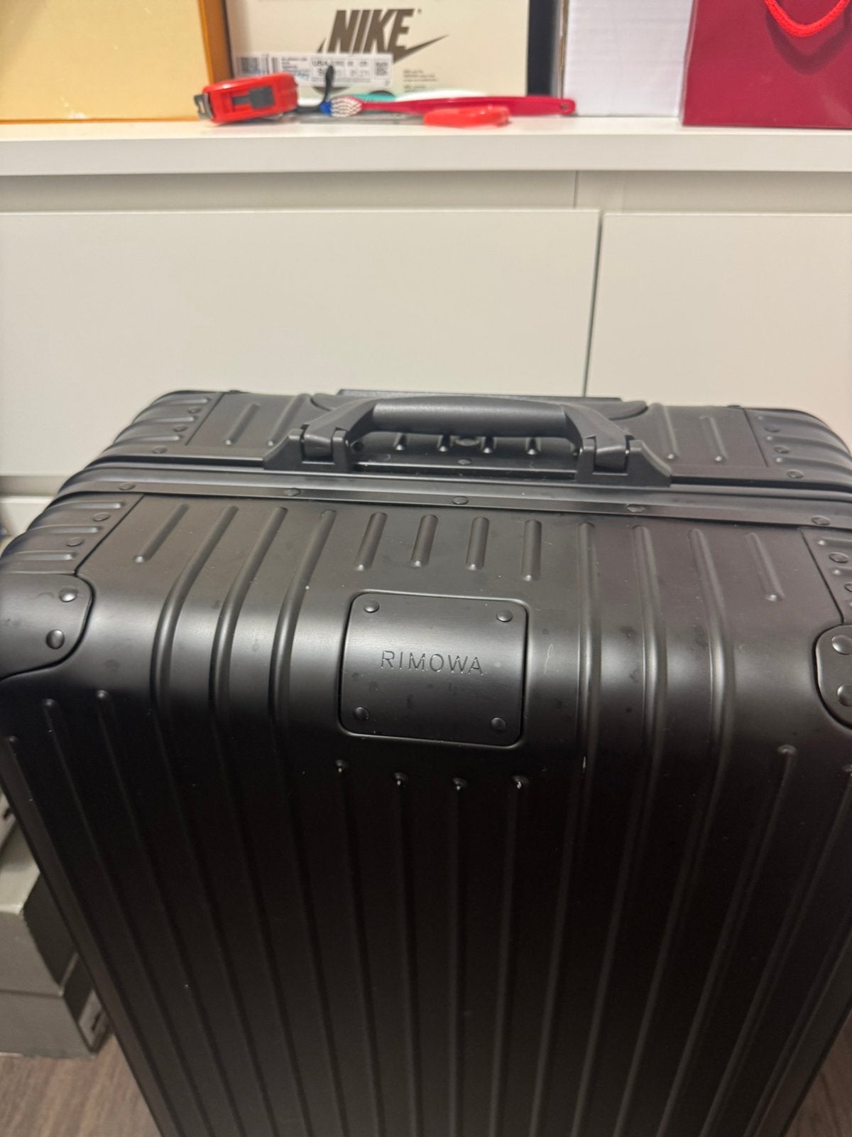 RIMOWA Essential Cabin Zwart – Nieuw / Ongebruikt, Sieraden, Tassen en Uiterlijk, Hard kunststof, Nieuw, Minder dan 50 cm, Ophalen of Verzenden