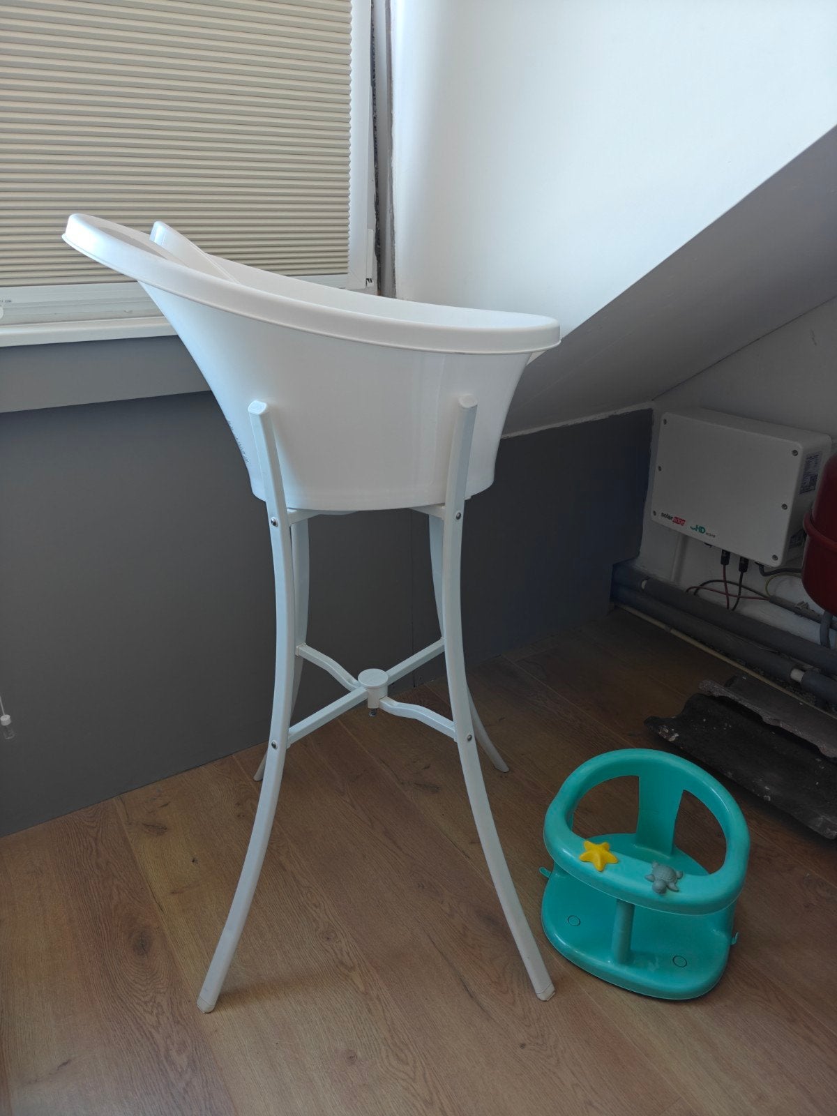 Shnuggle babybadje met standaard en badzitje, Zo goed als nieuw, Badje, Standaard, Ophalen