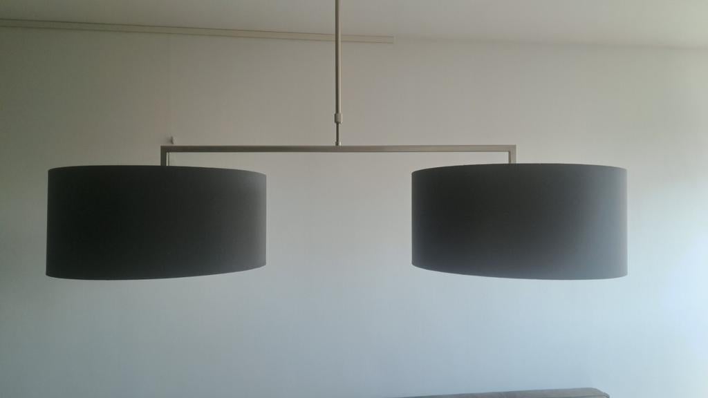 Its about Romi Amsterdam eettafel lamp met 2 grijze kappen, Gebruikt, Ophalen of Verzenden, Stof, 75 cm of meer