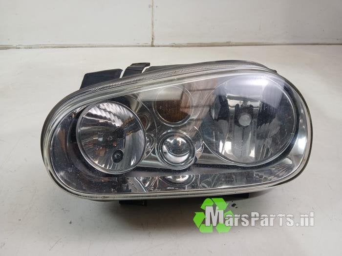 Koplamp links van een Volkswagen Golf, Gebruikt, -, Volkswagen, -