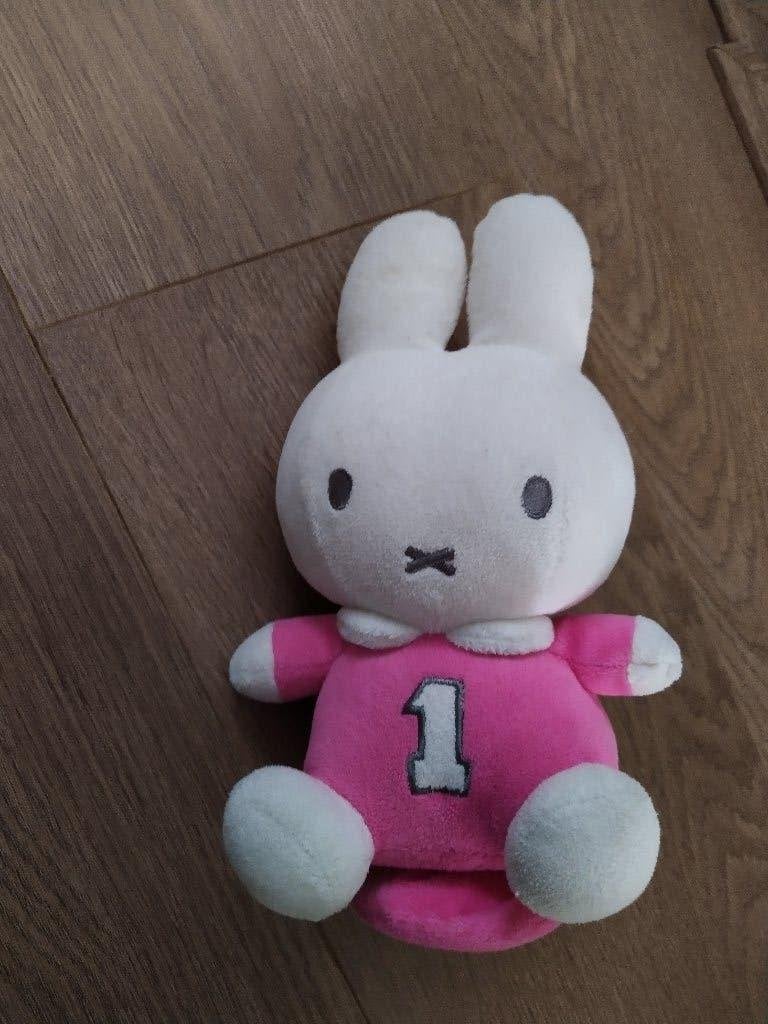Nijntje knuffel muziekdoosje nette staat, Gebruikt, Met geluid, Konijn, Nijntje