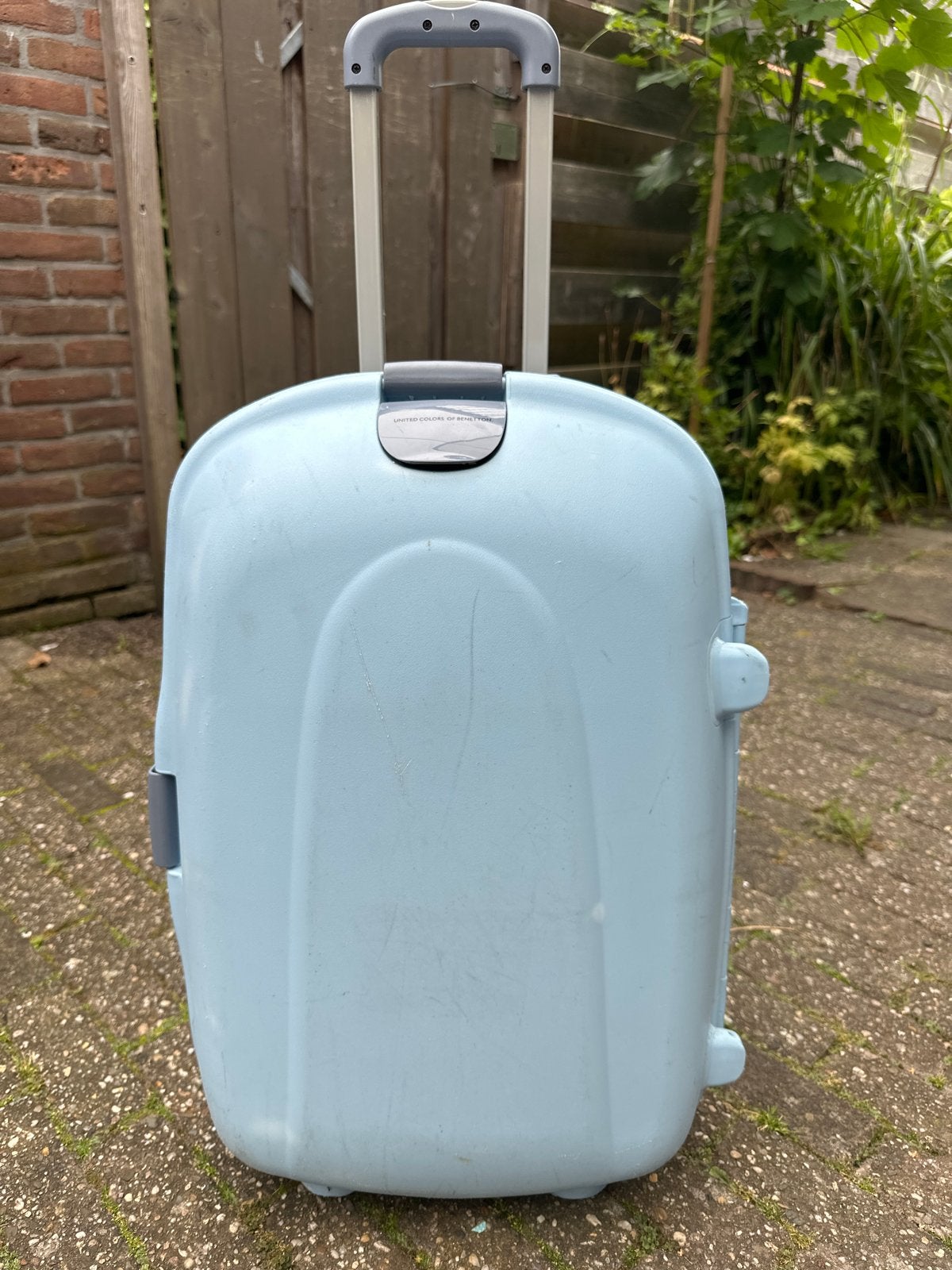 Benetton Koffer - Lichtblauw met Wieltjes en Slot, Ophalen, Gebruikt, 50 tot 60 cm, Hard kunststof