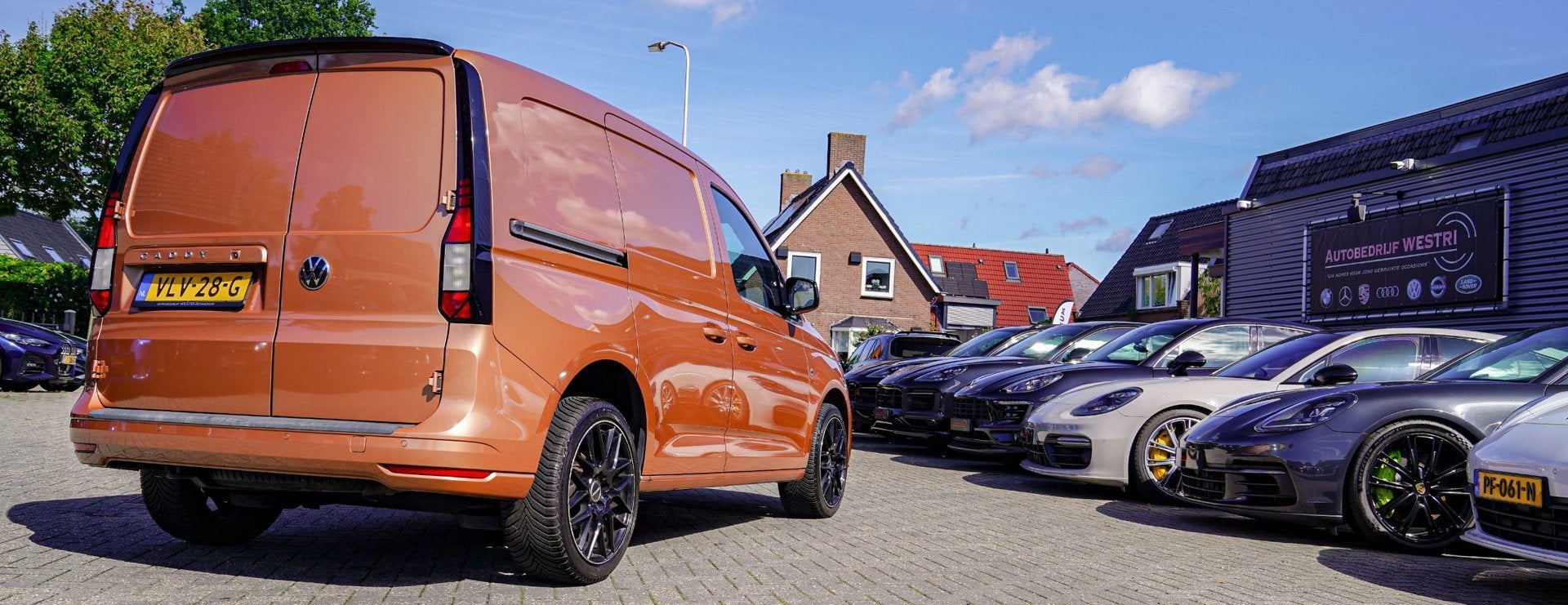 Volkswagen Caddy Cargo 2.0 TDI Exclusive | Stoelverwarming |, Stof, Gebruikt, 4 cilinders, Bruin