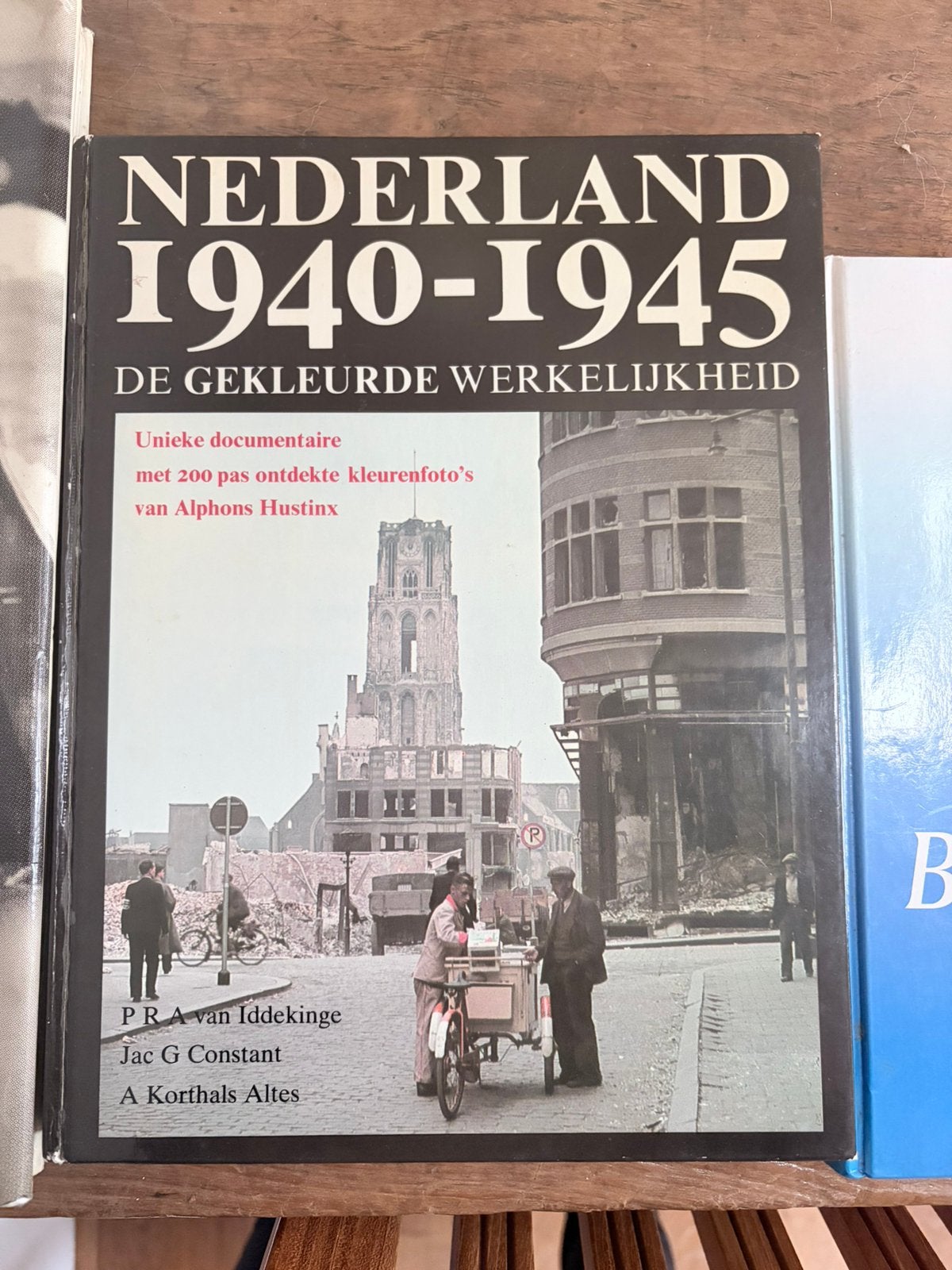 Oorlogsboek Nederland 1940-1945, Ophalen of Verzenden, Tweede Wereldoorlog, Gelezen, Algemeen