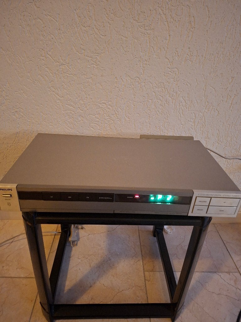 Philips F2233 stereo tuner vintage, Ophalen, Gebruikt