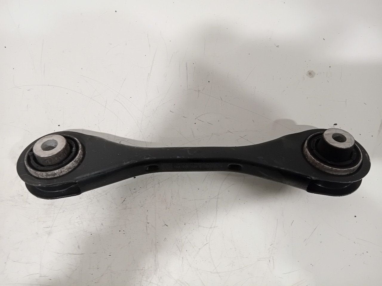 Draagarm links achter Skoda Enyaq, Onderdelen@venauto.nl, Van der Ven Autorecycling B.V., Gebruikt, Ettenseweg 76, 4706 PB Roosendaal, The Netherlands