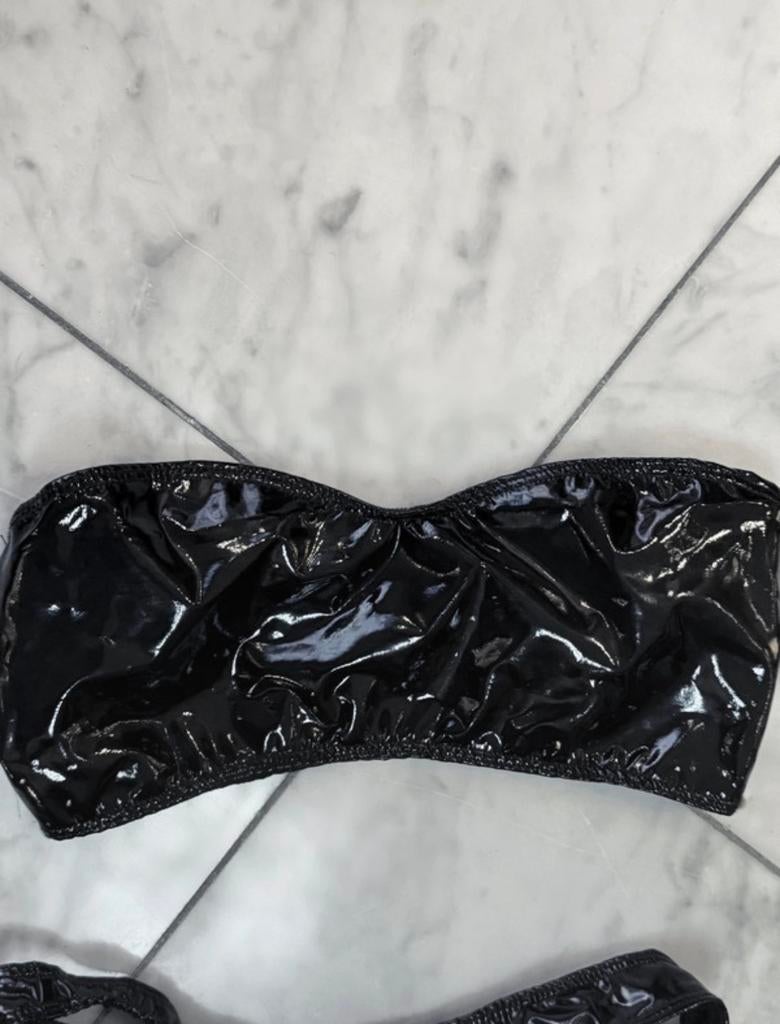 Zwarte Vinyl Micro Bikini Set - Handgemaakt Hollywood, Ophalen of Verzenden, Nieuw, Zwart, Bikini