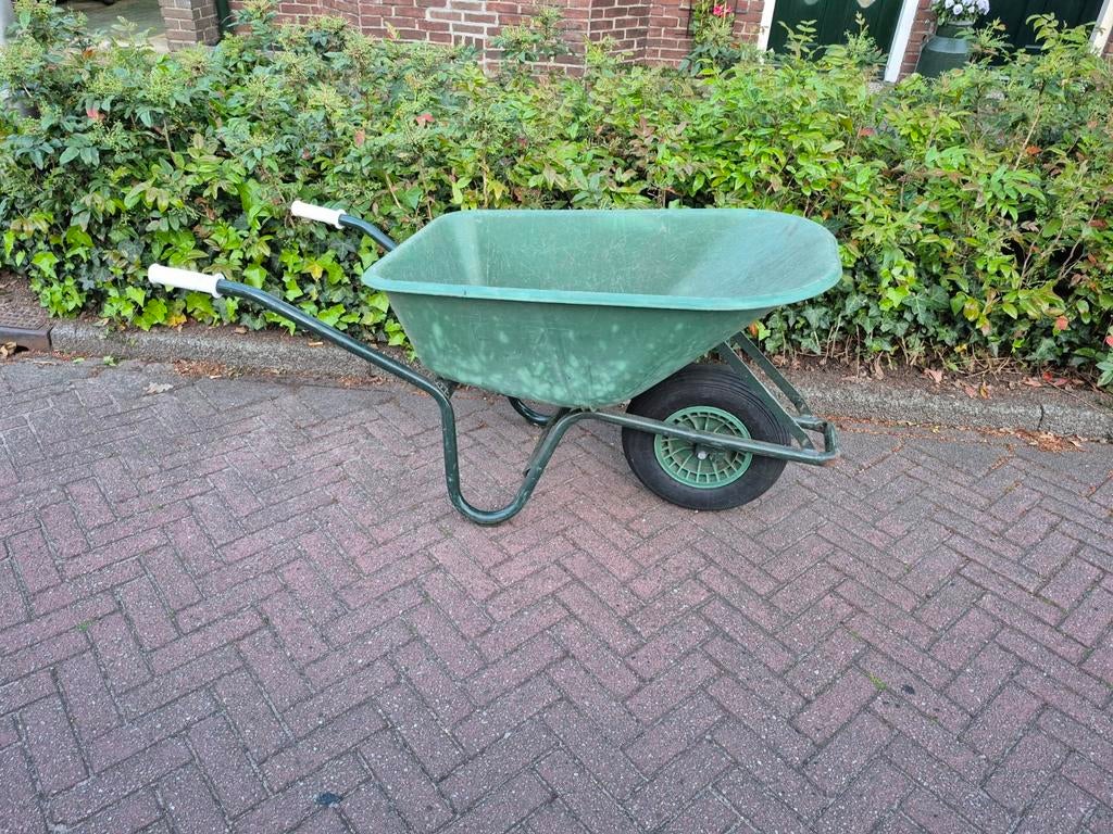 Kruiwagens en stenenkruiwagens te huur € 7,50 per dag., Ophalen, Gebruikt
