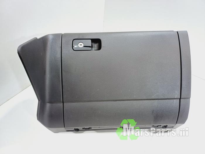 Dashboardkastje van een Volkswagen Golf, Gebruikt, -, Volkswagen, -