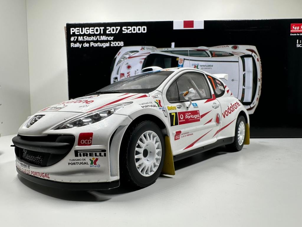 PEUGEOT 207 S2000 #7 STOHL RALLY PORTUGAL 2008 1:18 SUN STAR, Ophalen of Verzenden, Nieuw, Auto, Sun Star