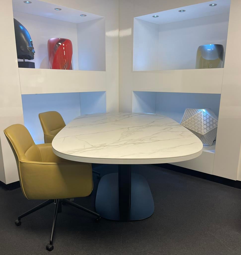 Leolux Toveri Dining table nieuw 220 x 120, Huis en Inrichting, Tafels | Eettafels, Ophalen, 50 tot 100 cm, Rechthoekig, Nieuw