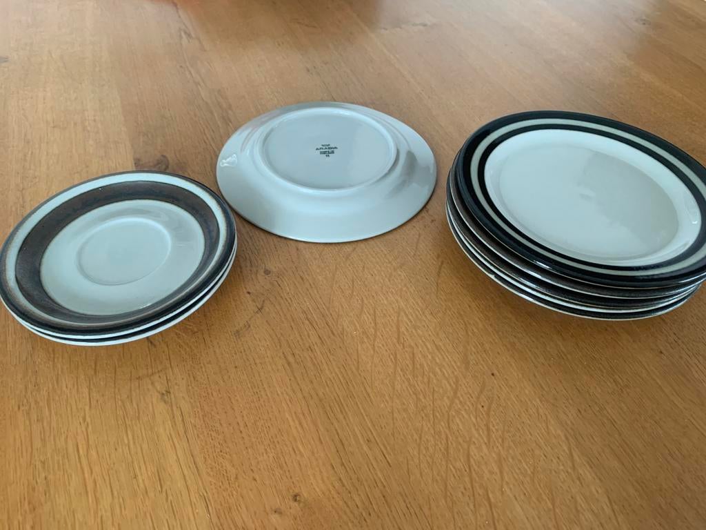 Arabia karelia gebaksbordjes, Huis en Inrichting, Keuken | Servies, Gebruikt, Keramiek, Overige typen, Ophalen of Verzenden