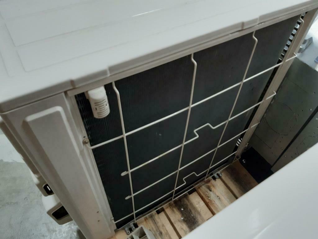 Mistsubishi electric  5 , 7 of 10 kw warmtepomp inverter, Ophalen of Verzenden, Zo goed als nieuw