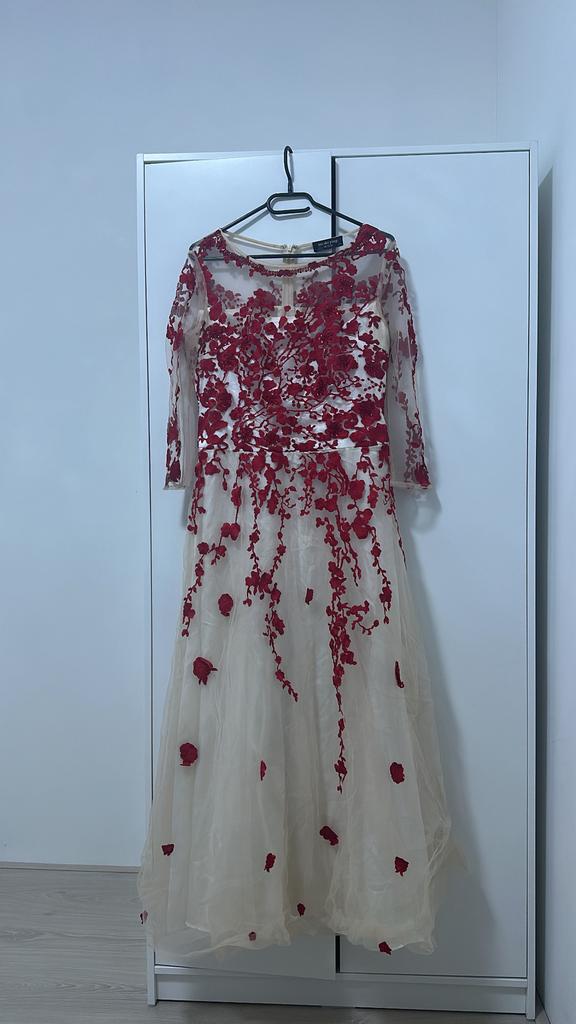 Galajurk Met Rode Bloemen, Ophalen of Verzenden, Nieuw, Rood, Galajurk