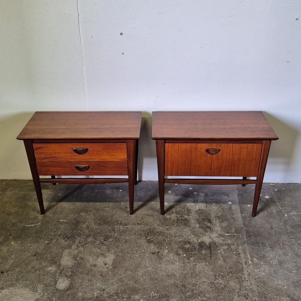 Set van 2 Louis Van Teeffelen Nachtkastjes WéBé mid century, Ophalen, Gebruikt, Louis van Teeffelen, Onbekend