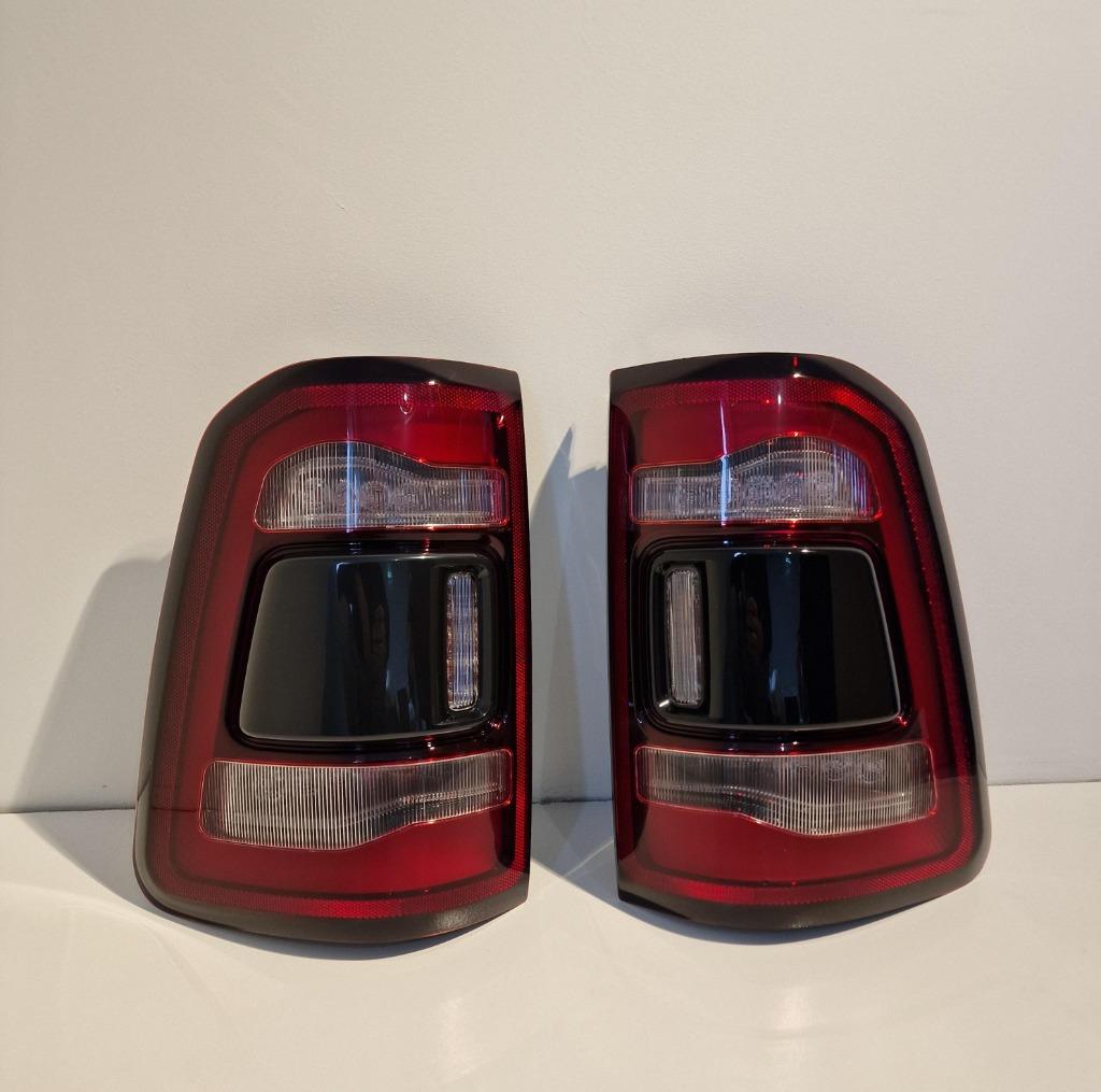 Dodge RAM 1500 Achterlicht Links en Rechts 2019+, Amerikaanse onderdelen, R'marnico, Ophalen of Verzenden, Van der Waalsstraat 44B, Zoetermeer