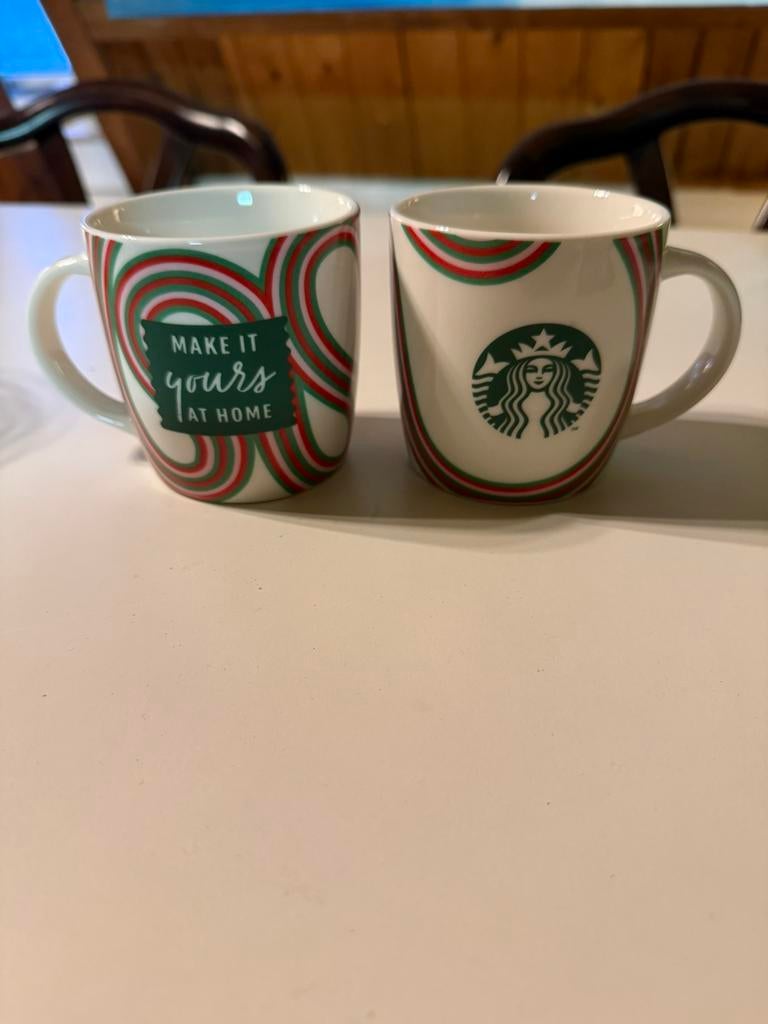Starbucks bekers kerst 2024 mugs mokken izgst, Ophalen of Verzenden, Overige stijlen, Kop(pen) en/of Schotel(s), Glas