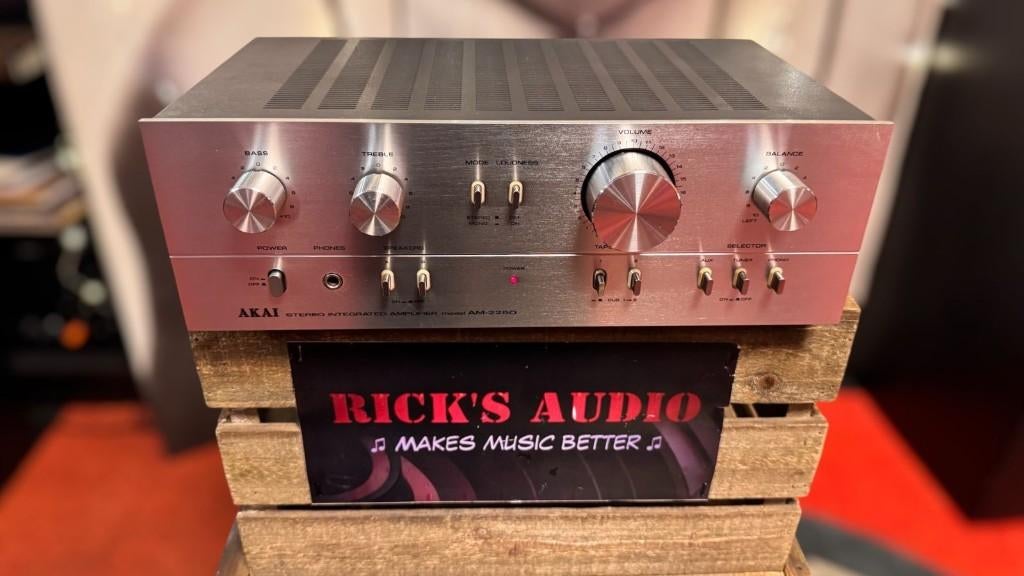 Akai AM‑2250 – Stereo Versterker – MÉT GARANTIE, Audio, Tv en Foto, Overige merken, MADE IN JAPAN, Refurbished, Ophalen of Verzenden