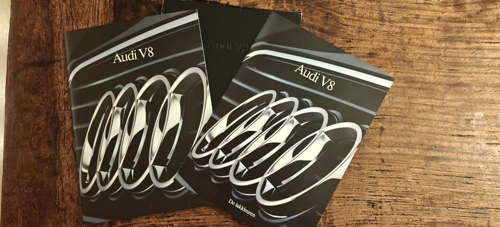 Brochure / Folder Audi V8 dubbelbrochure in luxe insteek map, Ophalen of Verzenden, Zo goed als nieuw, Audi, Audi