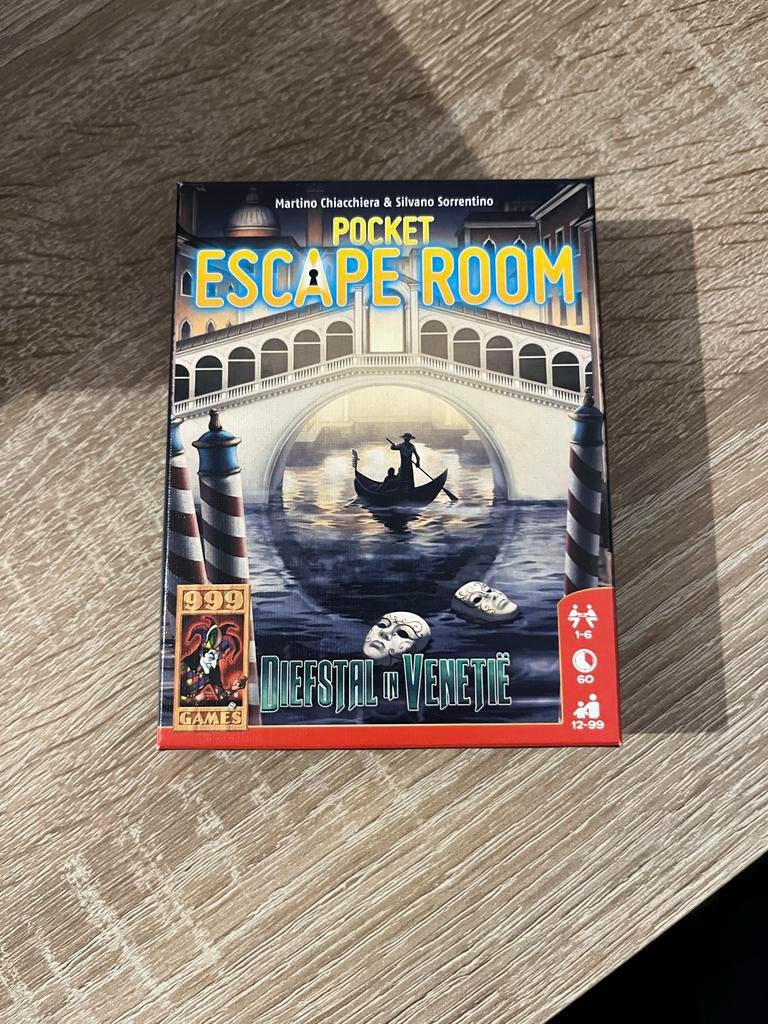 Pocket Escape Room: Diefstal in Venetië, Hobby en Vrije tijd, Gezelschapsspellen | Bordspellen, Ophalen of Verzenden, Zo goed als nieuw