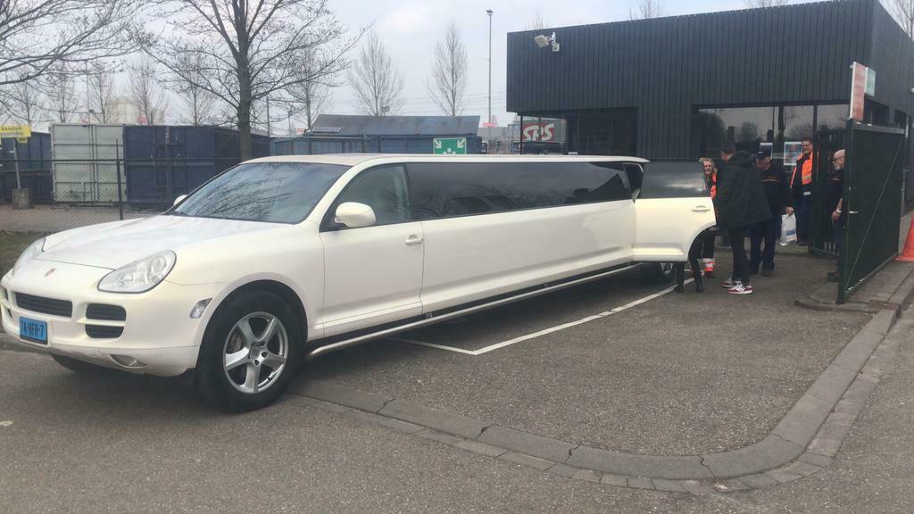 Huur-een-limo-in-brabant, Diensten en Vakmensen, Verhuur | Auto en Motor, Met chauffeur, Trouwauto
