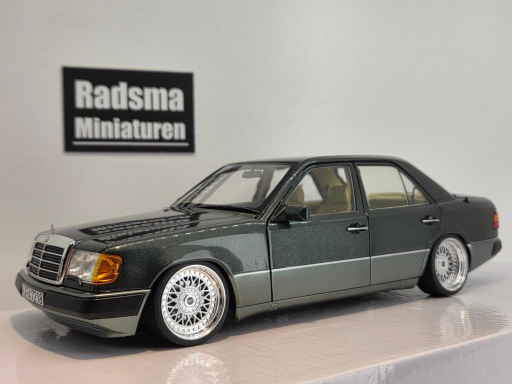 Mercedes-Benz 230E W124 - Verlaagd/BBS - Custom 1:18 Norev, Auto, Norev, Zo goed als nieuw, Norev Custom by radsma Miniaturen