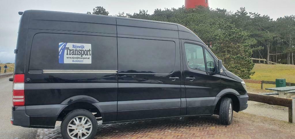 Foto 6 van Meubeltransport, kunstvervoer, regionaal / internationaal