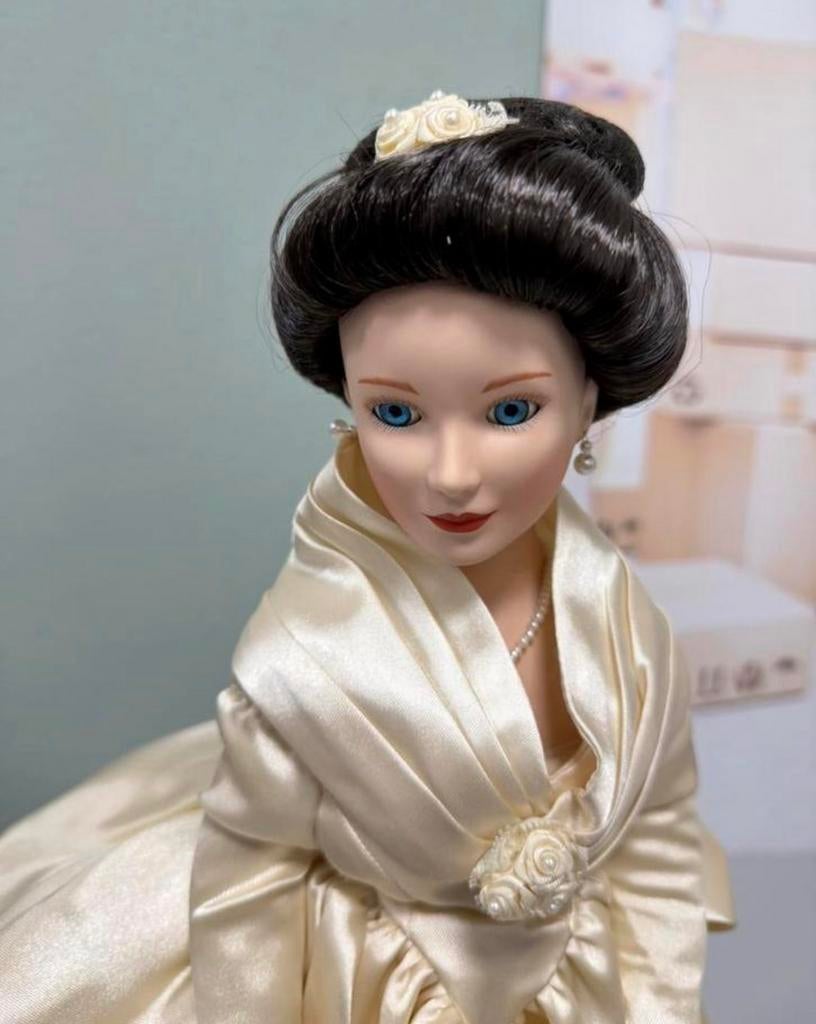 Ashton-Drake Galleries wedding Dress Doll 1994 signed + doos, Verzamelen, Poppen, Ophalen of Verzenden, Zo goed als nieuw, H, H