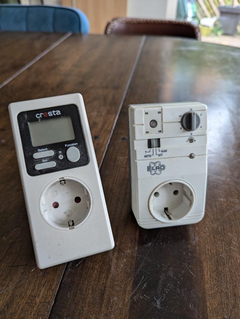 Timer schakelaars voor  stopcontact, Ophalen of Verzenden, Zo goed als nieuw, Schakelaar