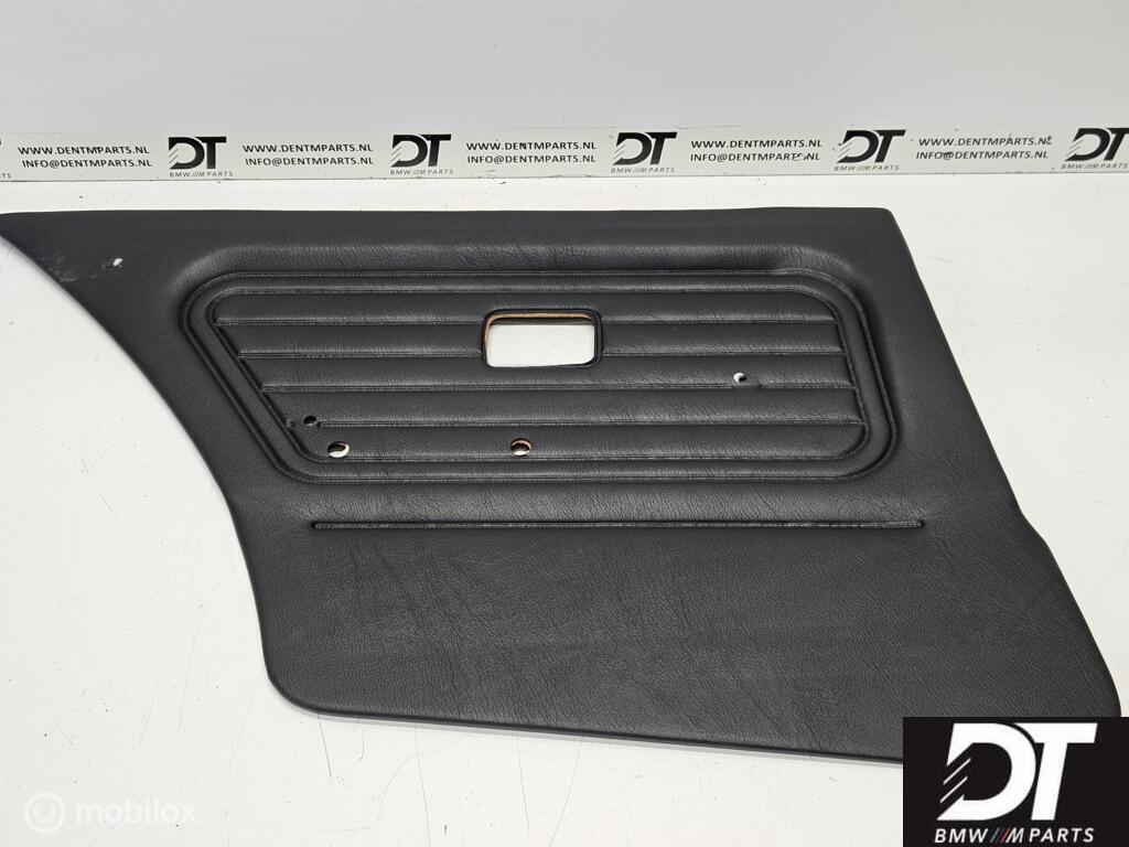 Deurpaneel linksachter BMW E30 4dr VINYL SCHWARZ 51421967167, Nieuw, Ophalen of Verzenden, BMW, BMW