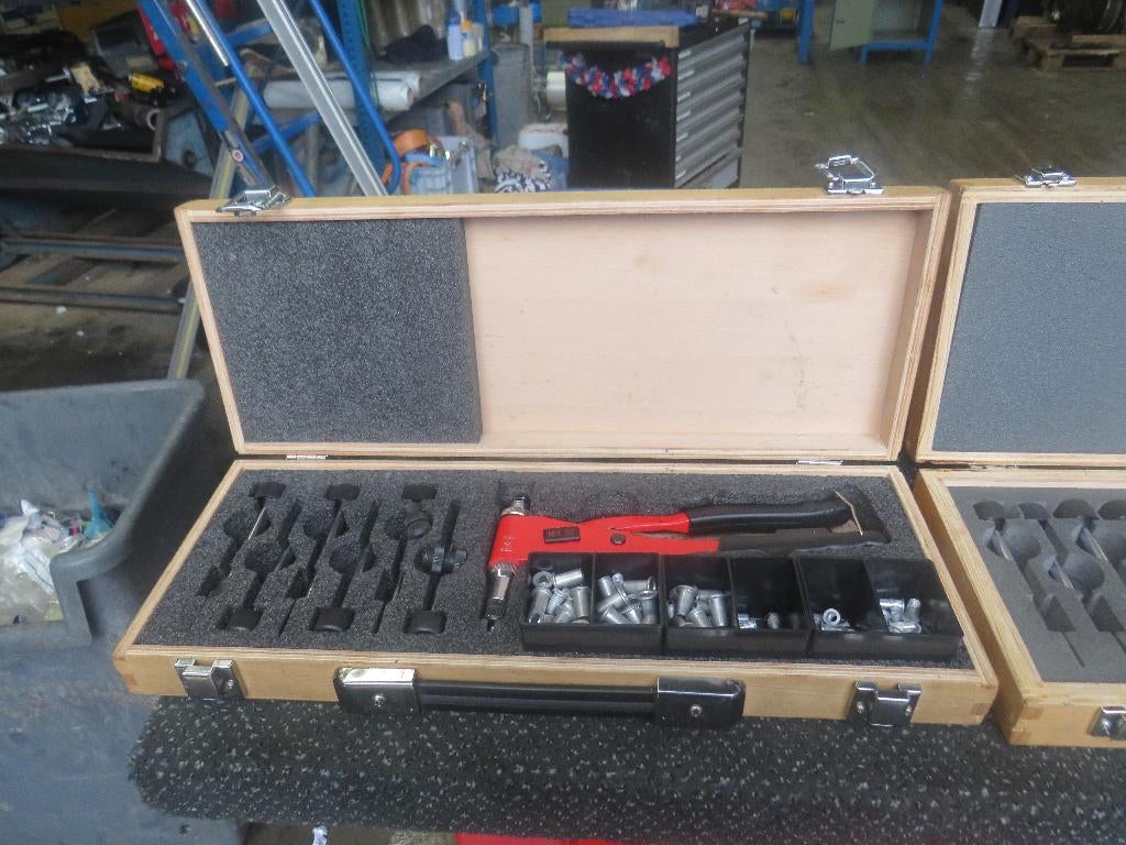 masterfix mfx360s blindklinkmoertang in koffer, Doe-het-zelf en Verbouw, Gebruikt, Masterfix.com, Zandhaarweg, Ophalen of Verzenden