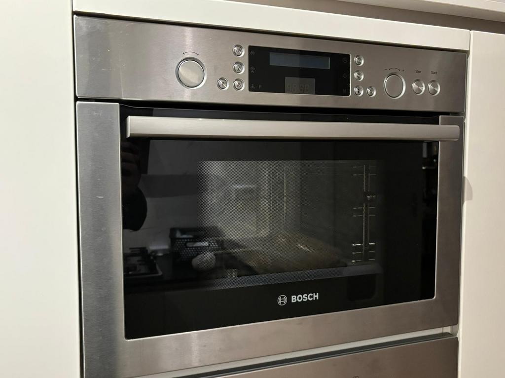 Bosch HBC36D750 RVS Stoomoven - Zo Goed Als Nieuw, Witgoed en Apparatuur, Ovens, Ophalen, Oven, Hete lucht, Zo goed als nieuw