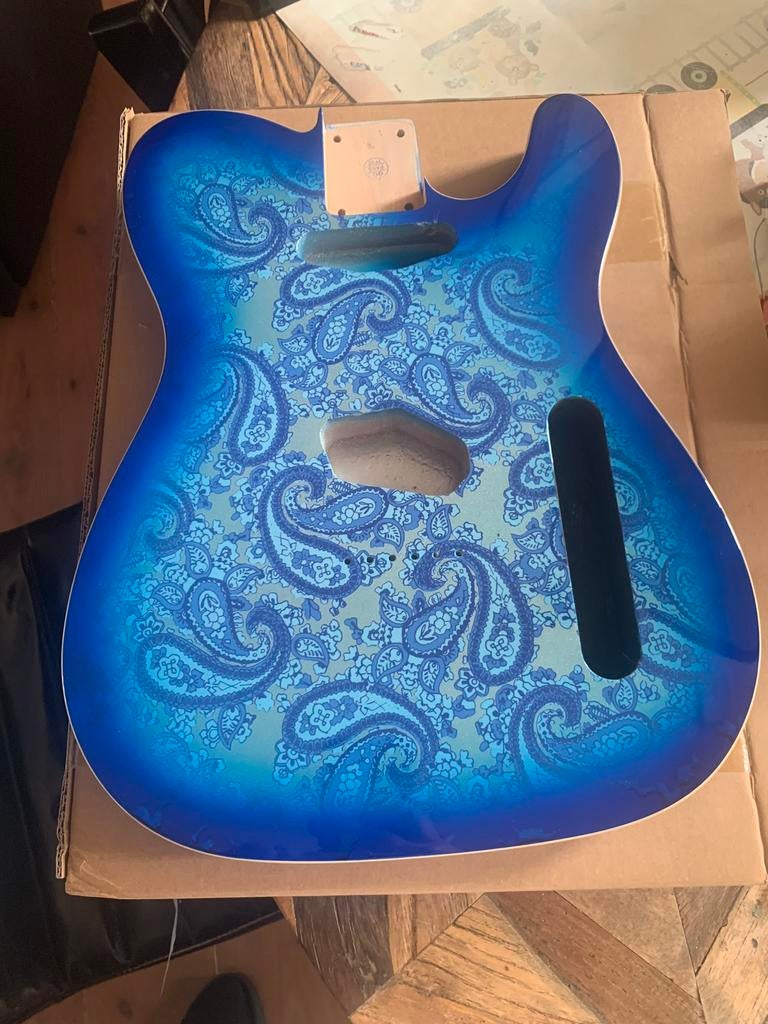 Telecaster Body” Paisley Blue Flower pattern” New, Muziek en Instrumenten, Instrumenten | Onderdelen, Verzenden, Geen, Geen, Nieuw