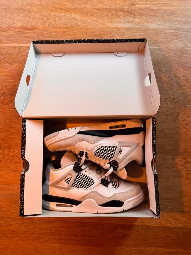 Authentieke Jordan 4 Retro Military Black, Jongen of Meisje, Schoenen, Nieuw, Ophalen of Verzenden