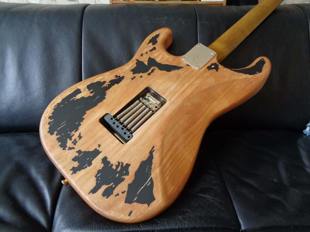 Kauffmann John Mayer Black  Relic Stratocaster,Fender model, Ophalen, Zo goed als nieuw, Solid body, Overige merken