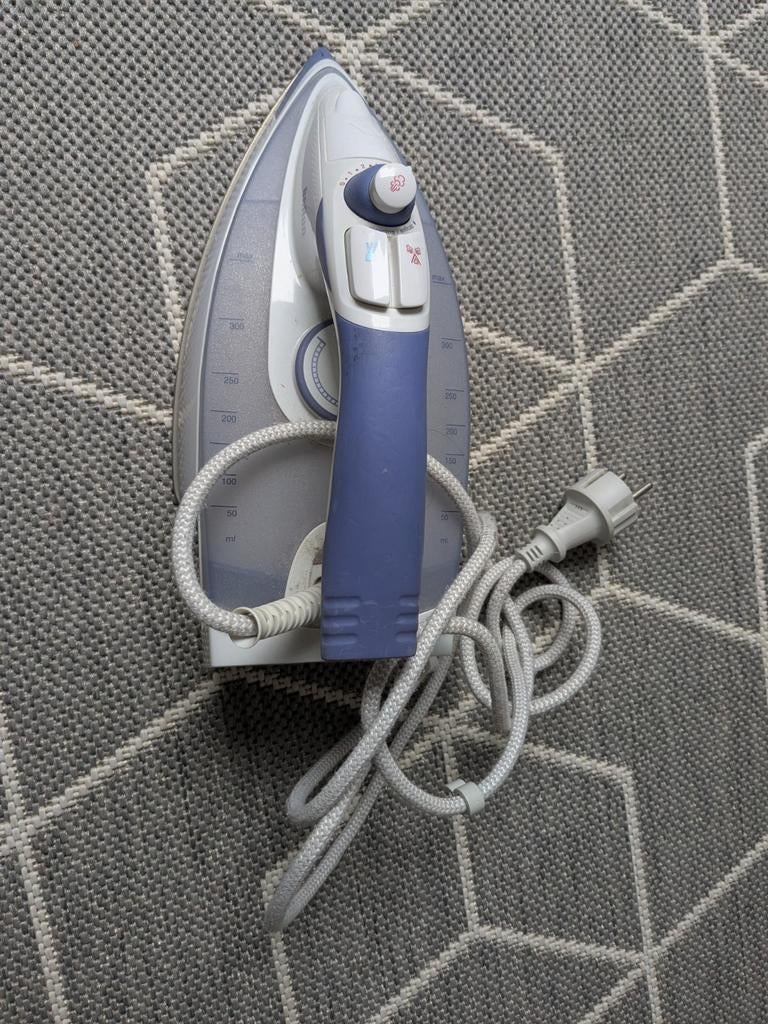 Braun Stoomstrijkijzer TexStyle 7, Witgoed en Apparatuur, Waterkokers, 1 tot 2 liter, Ophalen, Gebruikt
