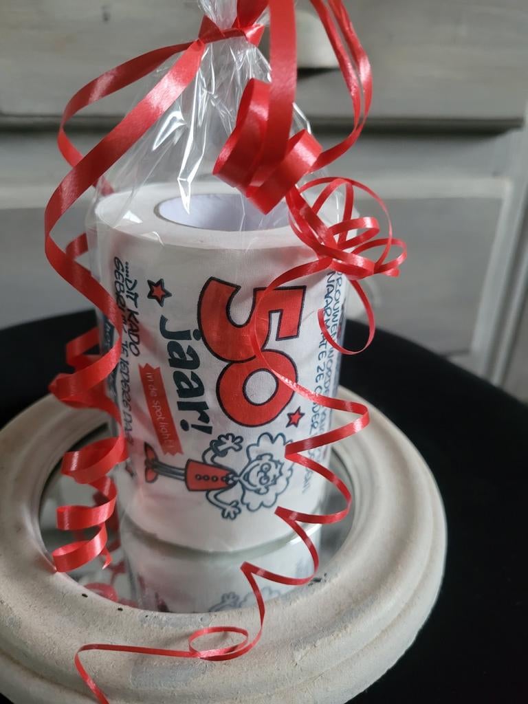 50 jaar feest/ verjaardag humor wc rol, Hobby en Vrije tijd, Ophalen of Verzenden, Nieuw, Versiering, Verjaardag