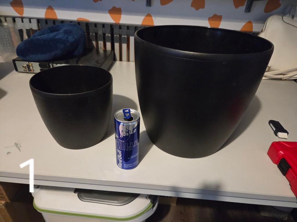 2 grote Elho binnenpotten, Ophalen, Kunststof, Rond, Binnen